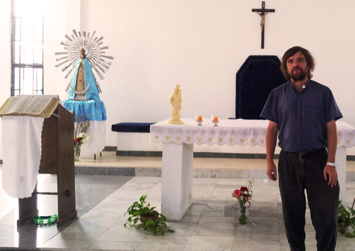 El padre Pepe inauguró la primera parroquia villera dedicada a San Juan Bosco