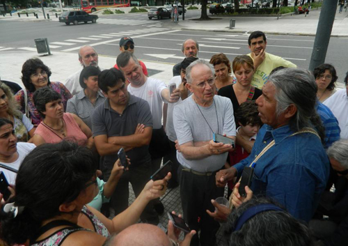 Endepa visitó el acampe de la comunidad Qom