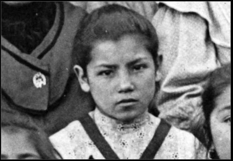 Diputados promueven iniciativa para la canonización de Laura Vicuña