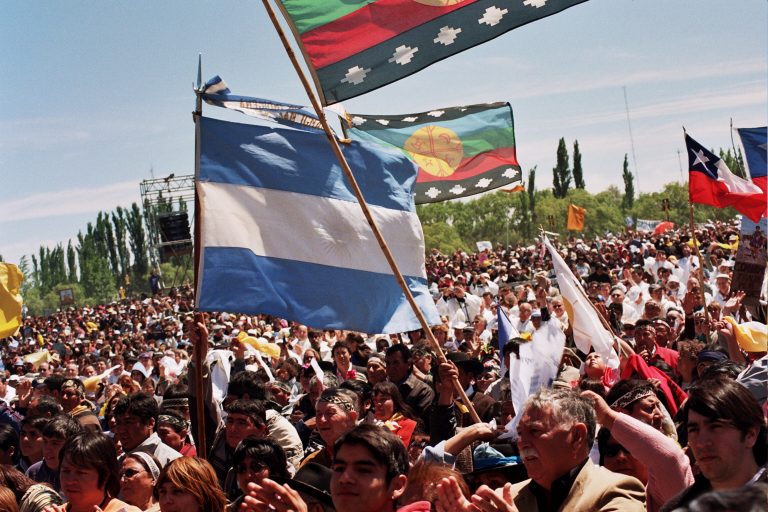 Tan distintos e iguales