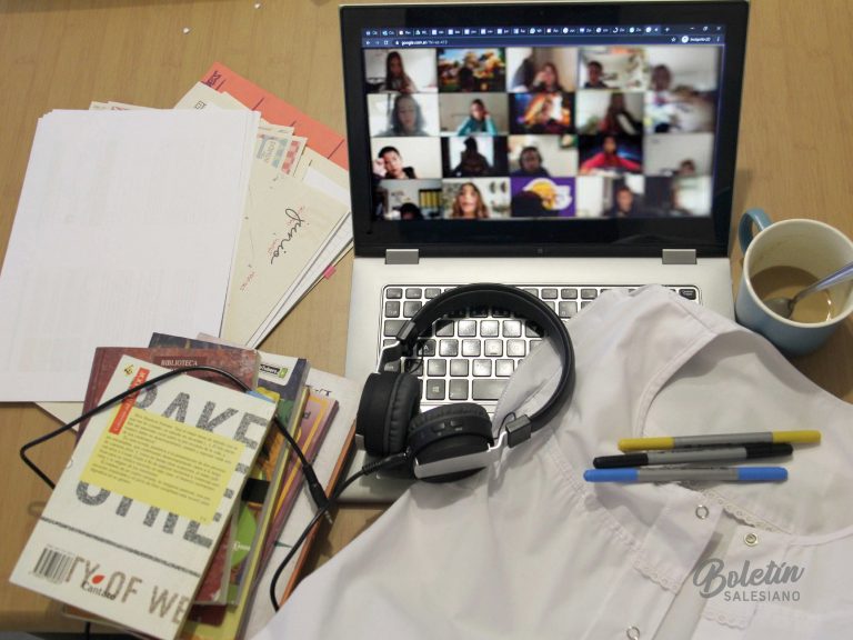 Tres meses de clases sin aulas