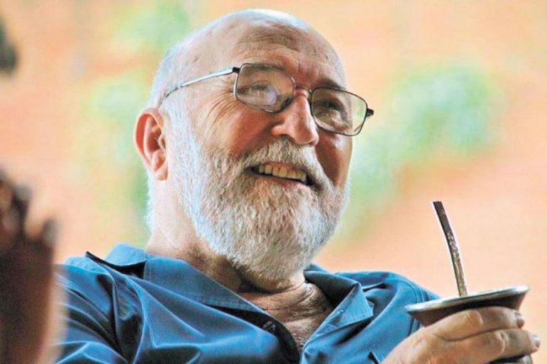 Ñande Julián, profeta y juglar