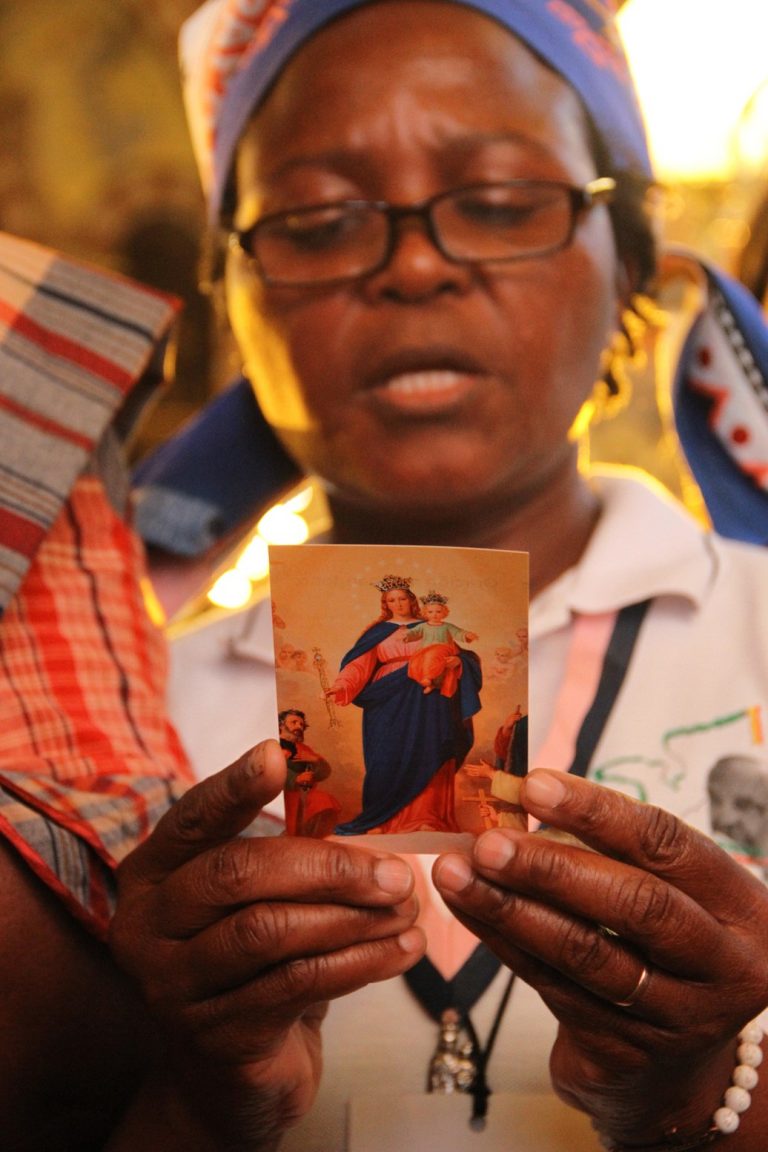 María, ruega por nosotros