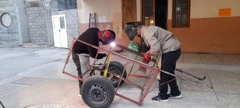 “Aprendices solidarios”