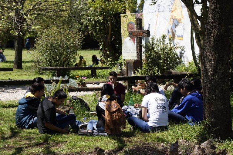 Convocar, proponer, escuchar