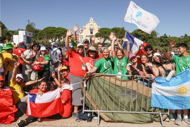 Las alegrías se comparten