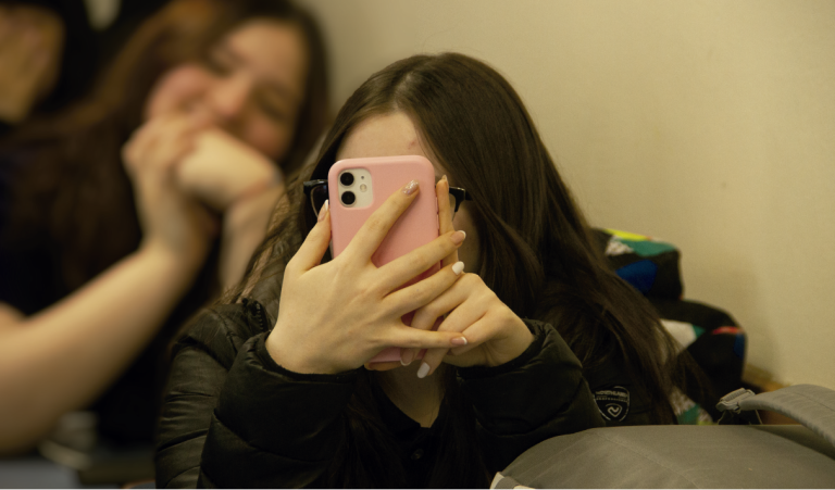 «¿Podés dejar el celular?»