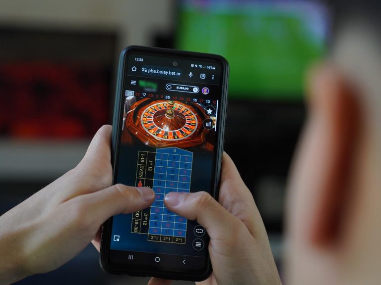 Jugársela por los jóvenes