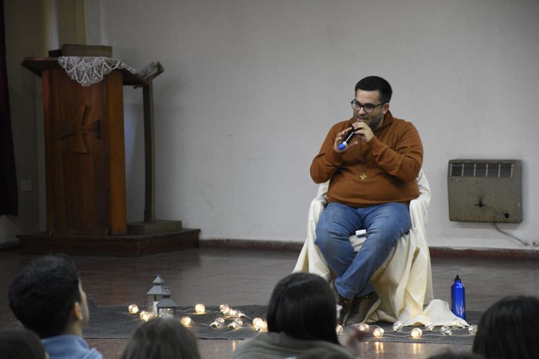 Una vida consagrada a los jóvenes